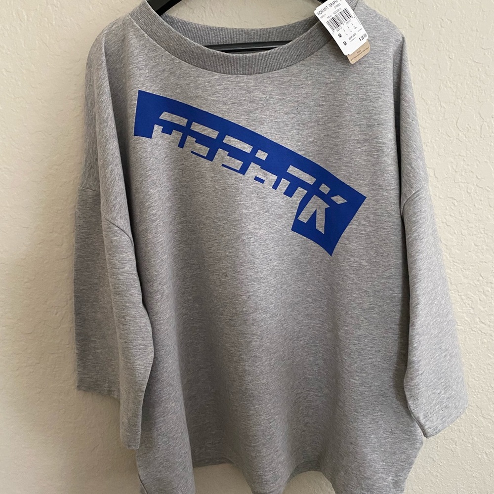 Women’s Reebok Meet you there Graphic Tee sz M